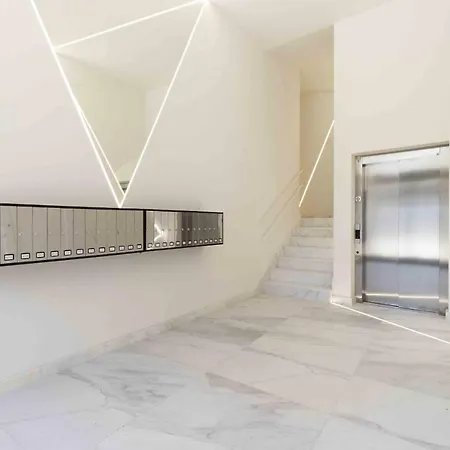 The Collection - Gloria Apartment *