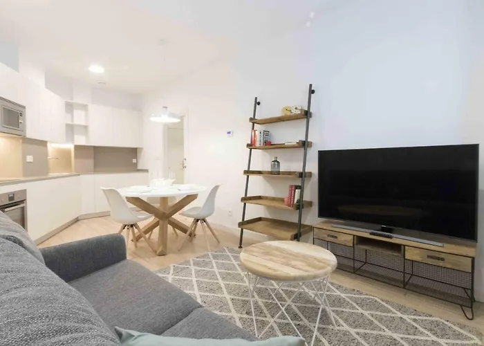 The Collection - Gloria * סן סבסטיאן